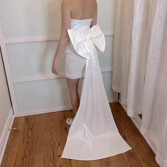 Bow Train Mini Dress - Picture 3 of 3